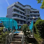 Apatcomplex Diva &restaurant&bar Apartamento Saints Constantine and Helena