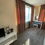 Apatcomplex Diva &restaurant&bar Apartamento Saints Constantine and Helena