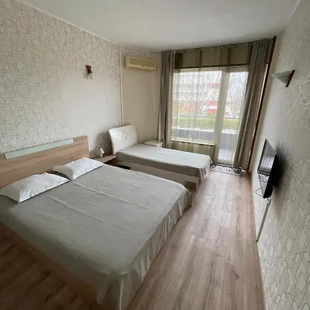Apartamento Apatcomplex Diva &restaurant&bar