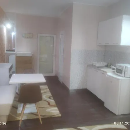 Diva And Lejlighed *