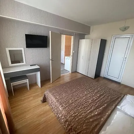 Apatcomplex Diva &restaurant&bar Apartamento *
