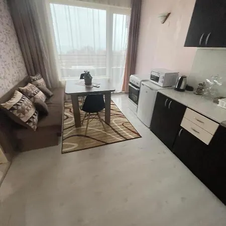 Apartamento Apatcomplex Diva &restaurant&bar